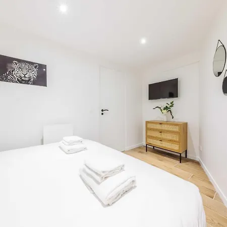 Magnificent Duplex - 2br-6p - Near Montmartre Apartman