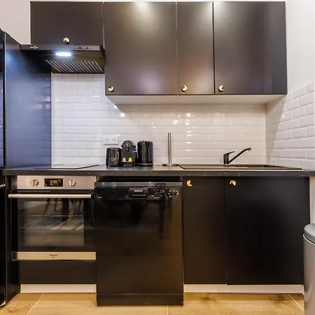 Magnificent Duplex - 2br-6p - Near Montmartre Apartman *